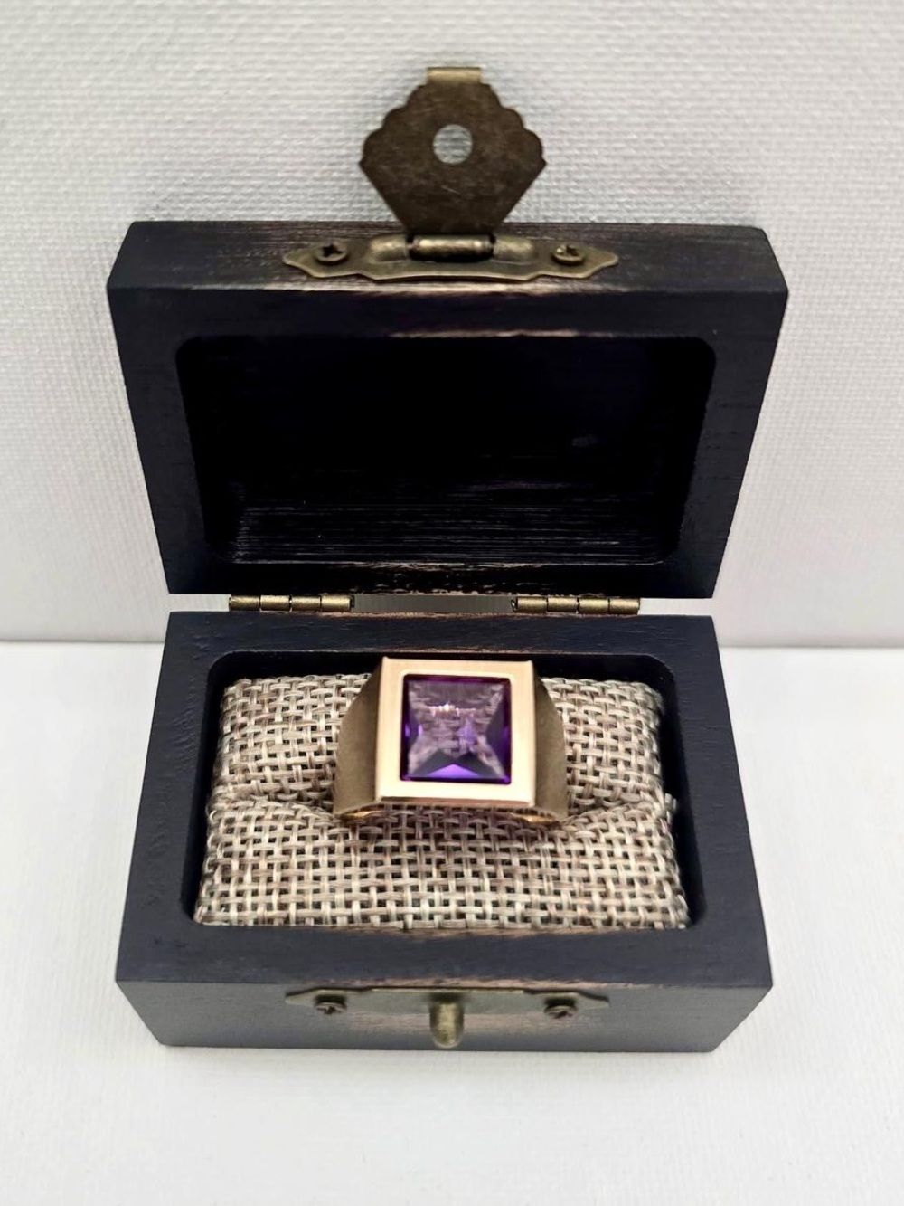 Vintage Men’s 10K Gold Amethyst Ring – Size 10